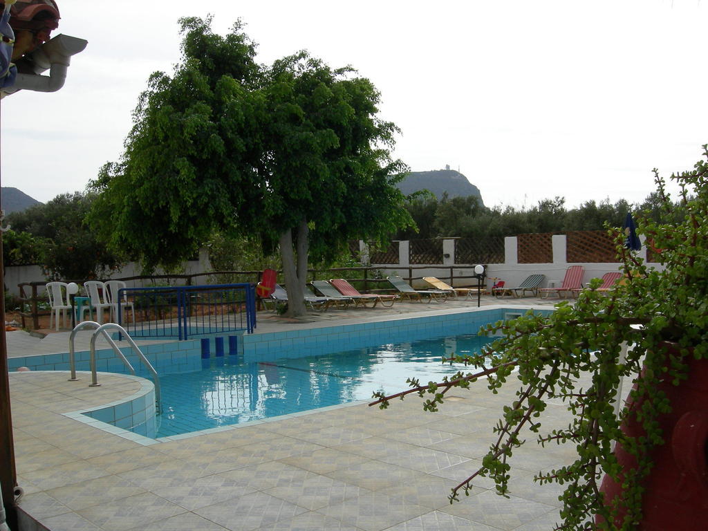 Alex Home Apartments Limenas Chersonisou Exterior foto