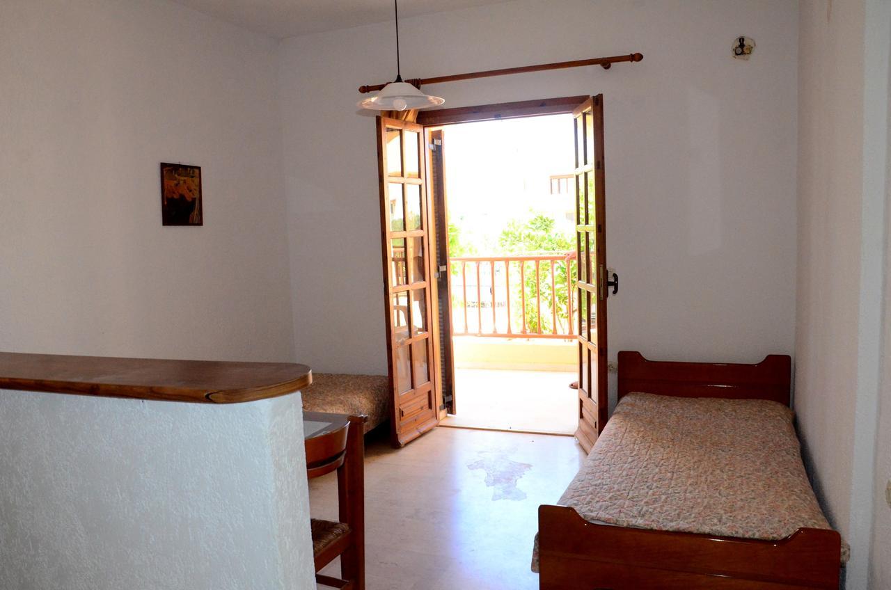 Alex Home Apartments Limenas Chersonisou Exterior foto
